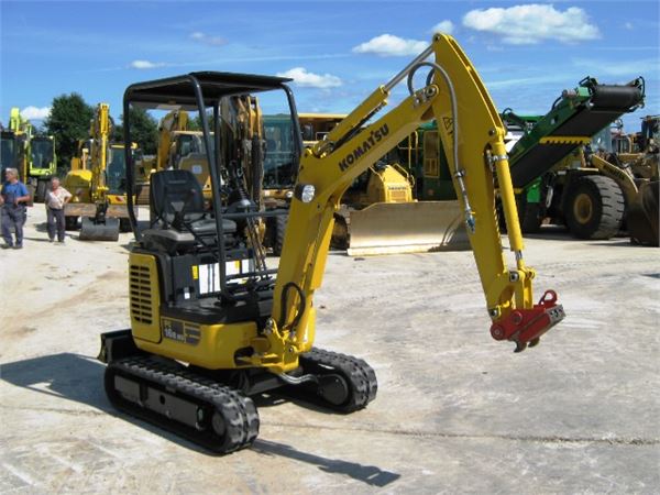 KOMATSU PC 16R-3 tłoki i pierścienie